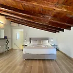 San Giuseppe 9 By Bed & Bros Διαμέρισμα